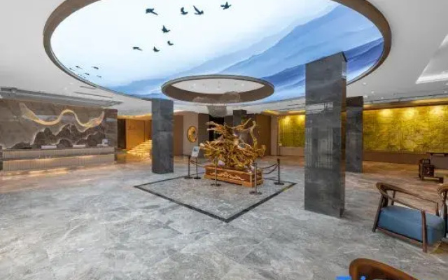 Ruijing Hotel (Wuhan Guiyuan Temple Zhongjiacun Subway Station Store)