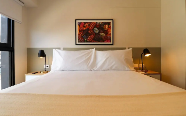 w Tranquil 2BR w Balcony in Miraflores