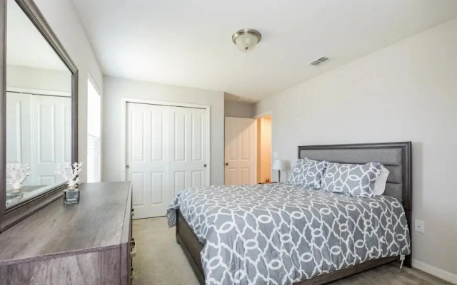 Compass Bay 5153