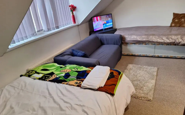 WoodHus Executive Double Room  6