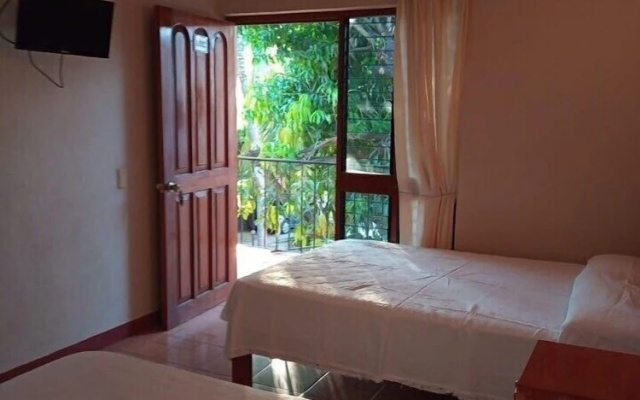 Casa Mamá Maya