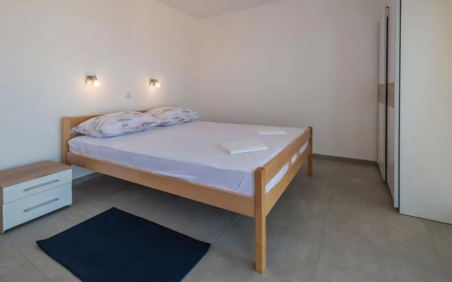Nice Apartment in Senj With Wifi and 1 Bedrooms