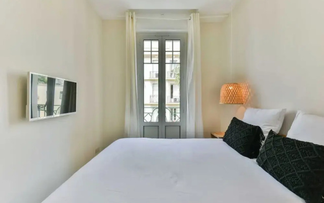 Nice Apartment Juan-les-pins - 300m Beach