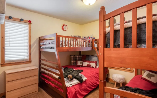 Tahoe Donner Gem - 4 Br Home