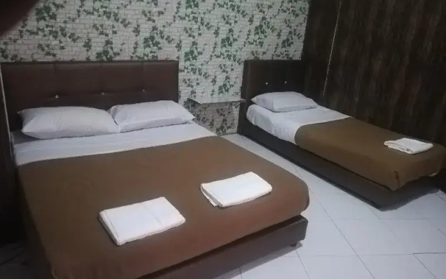 SPOT ON 90095 Slk Hotel