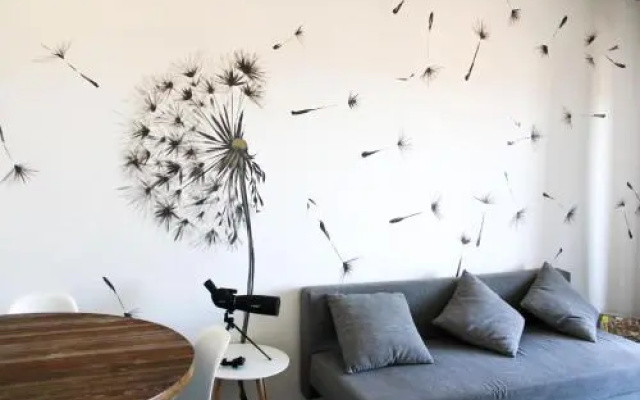 Eufonia Vinyl Friendly Apartment