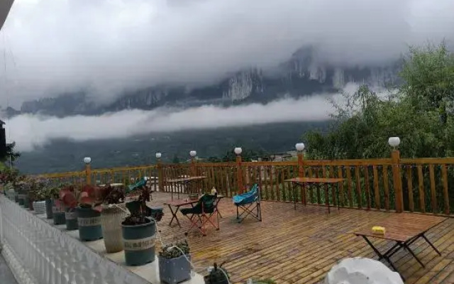 Floating Life Half Day Homestay