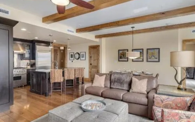 Edgemont 2600 - Luxury Ski-in Ski-out Condo