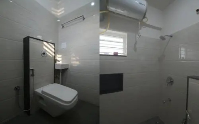OYO 28285 Maruthi- Luxury Rooms