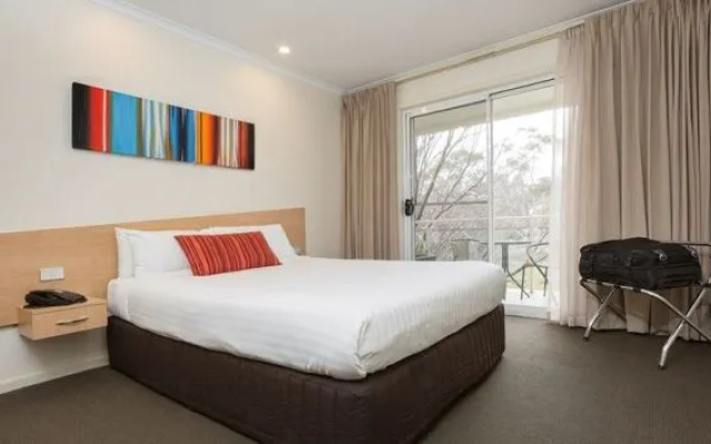 Premier Hotel & Apartments