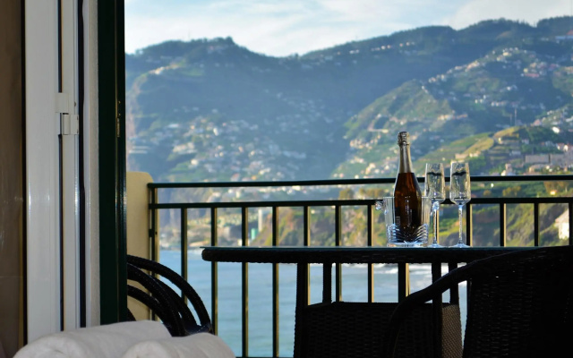 Golden View by Madeira Sun Travel