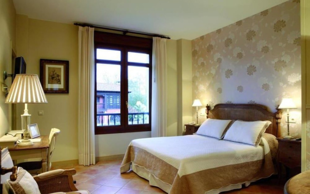 Hotel Rural Arpa De Hierba