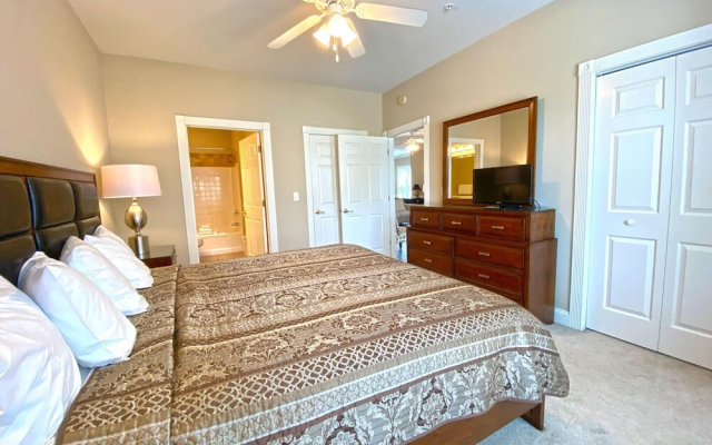 Magnolia Pointe Three-bedroom Apartment 201-4821