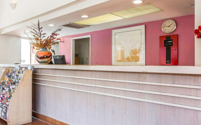 Rodeway Inn South Gate - Los Angeles South
