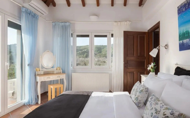 Nature Retreat Skiathos Villa
