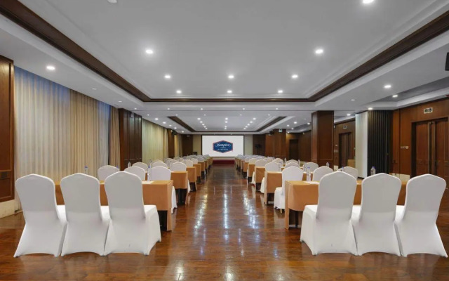 Hilton Hampton Inn Tianjin Jingbin Industrial Park