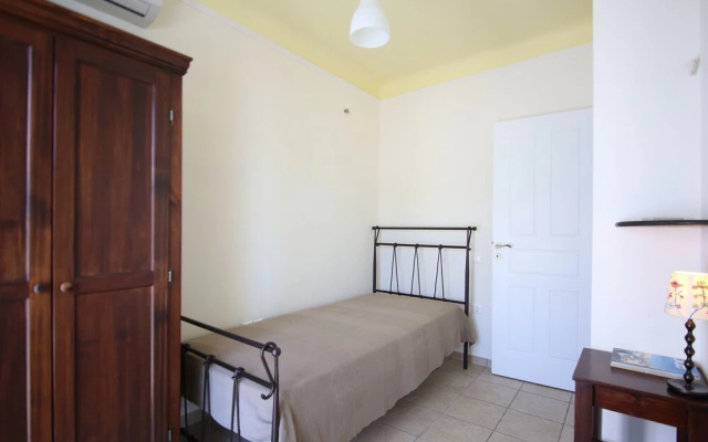 Villa Attalus 2