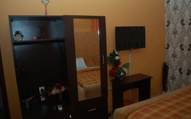 Dcove Hotel & Suites