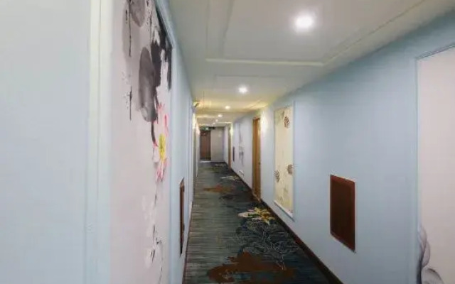 Junyue Zhongyuan Hotel