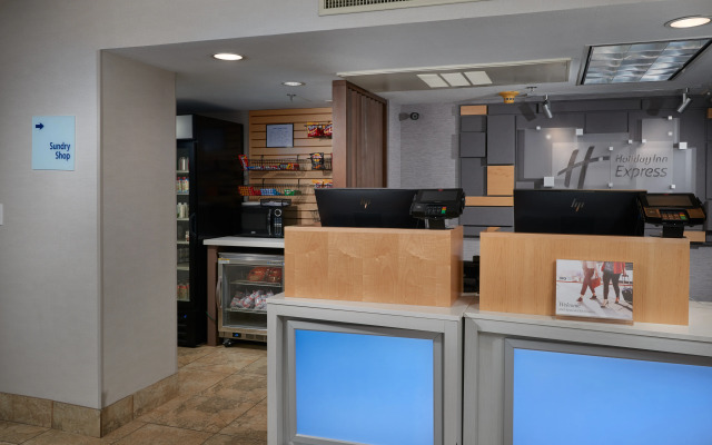 Holiday Inn Express Phoenix North - Scottsdal