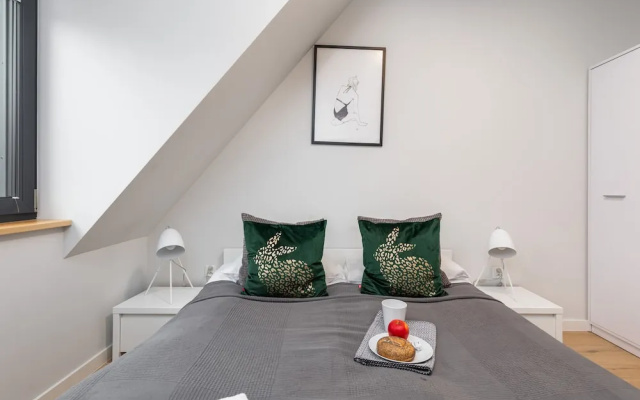 Apartment Lwowska Parking by Renters