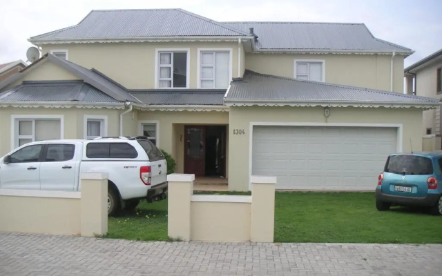 Waterside Living MM1304