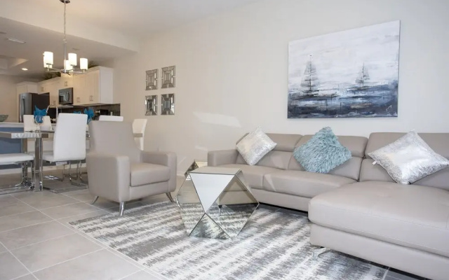 Stunning 2 Bedroom Apartment with AquaPark 304 4721
