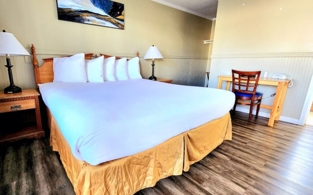 Omeo Suites Glass Beach