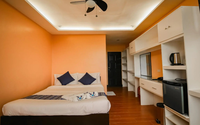 Skylodge Resort