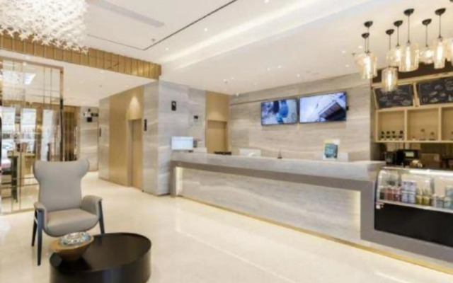 Nanjiang Express Hotel (Sihui Nanjiang Industrial Park)