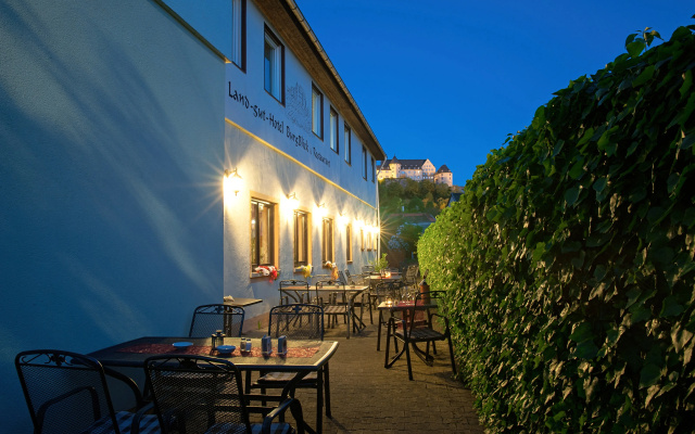 Land-gut-Hotel BurgBlick