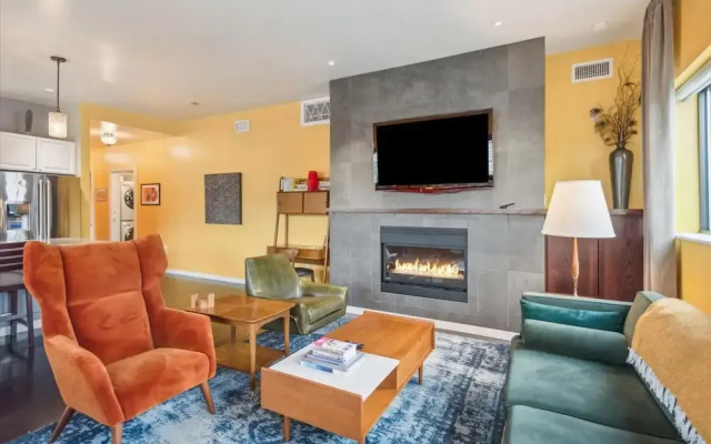 Meadowlark Suite - 201 2b1b