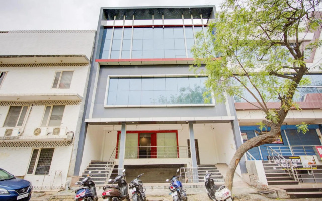 OYO Townhouse 79846 Townhouse 292 Atal Chowk Indirapuram Ghaziabad