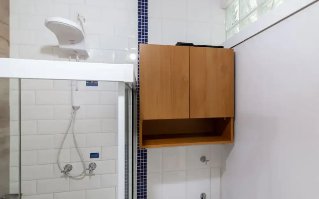 Flat in Copacabana 9 Minutes From the Beach Stc202