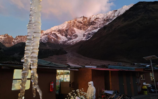Salkantay Trek by Hostels