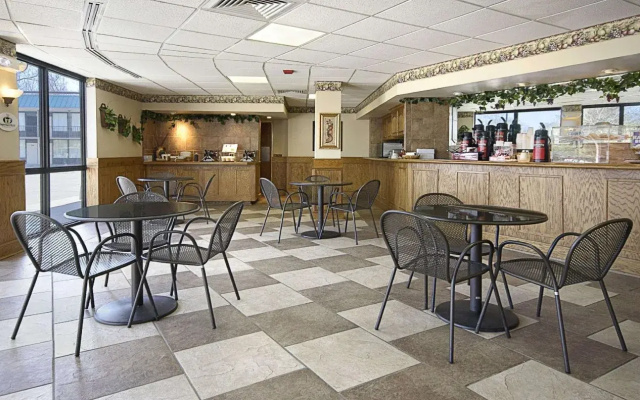OYO Hotel Port Allen LA I-10 West