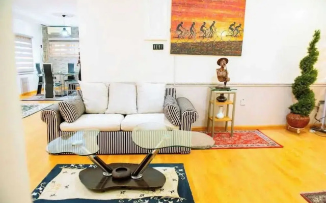 Zeta Haven Apartment