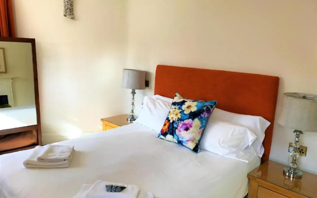 Bentinck Hotel