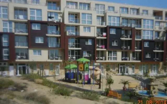 Dune Apartment