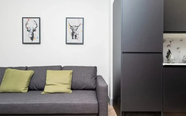 1 Bedroom Apartment-free Parking