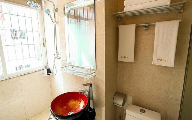 3 Xia Da Ren Hostel (Student Apartment)