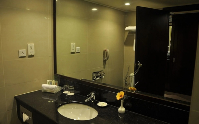 Glenmarie Hotel & Golf Resort