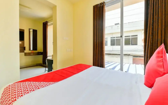 Meridian Regency By OYO Rooms