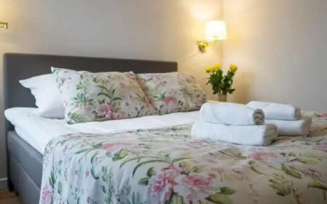 Apartment Royal V