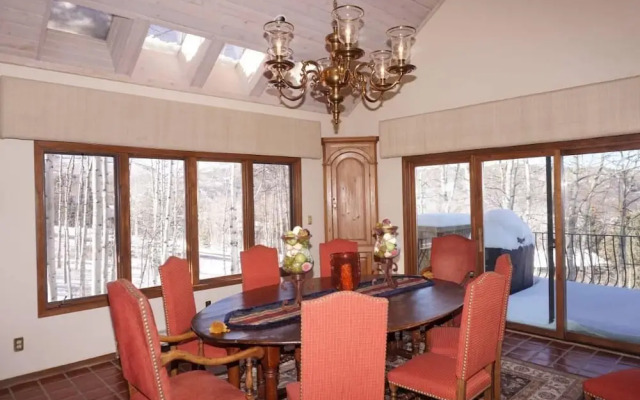 35 Alpine Ln