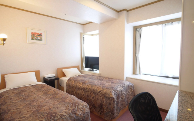 U Community Hotel