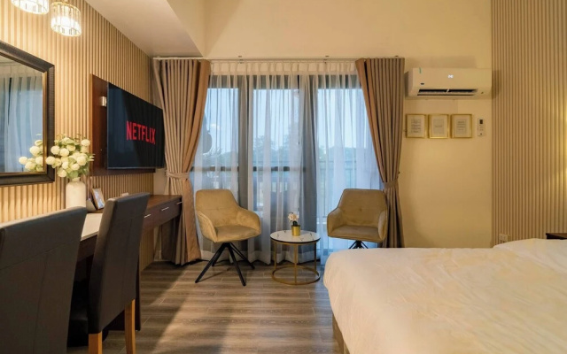 Elegant Studio, Close to the Airport and big Malls
