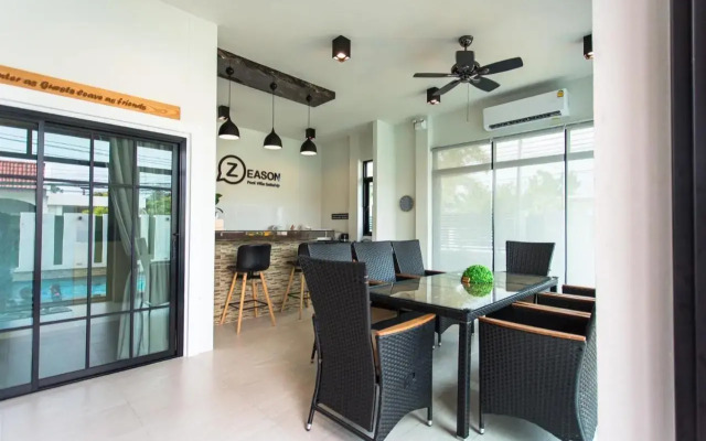 Uzeason Poolvilla Sattahip