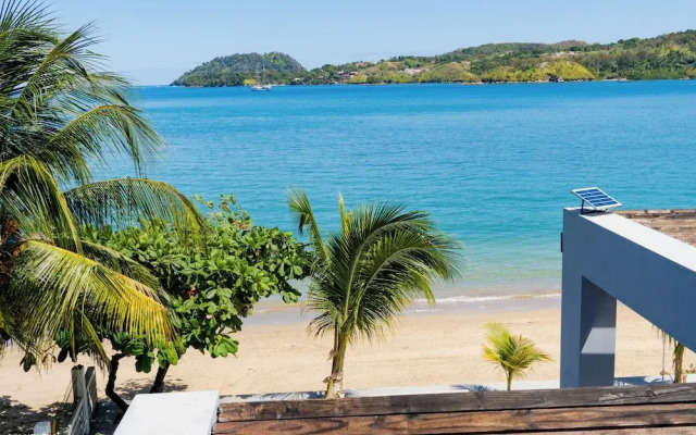 Amako Beach House
