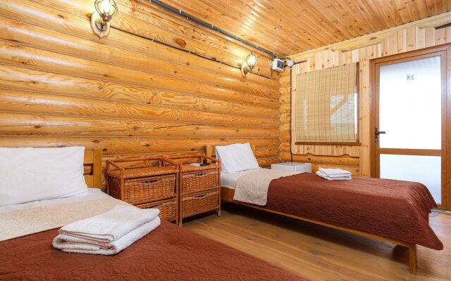 Berloga Hotel Одесса комната для гостей